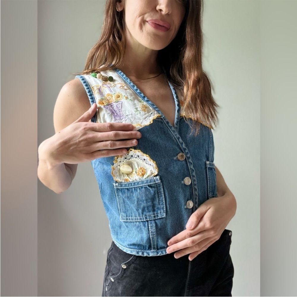 Vintage Patty Denim Vest Embroidered Patchwork Made in USA - Picture 2 of 14